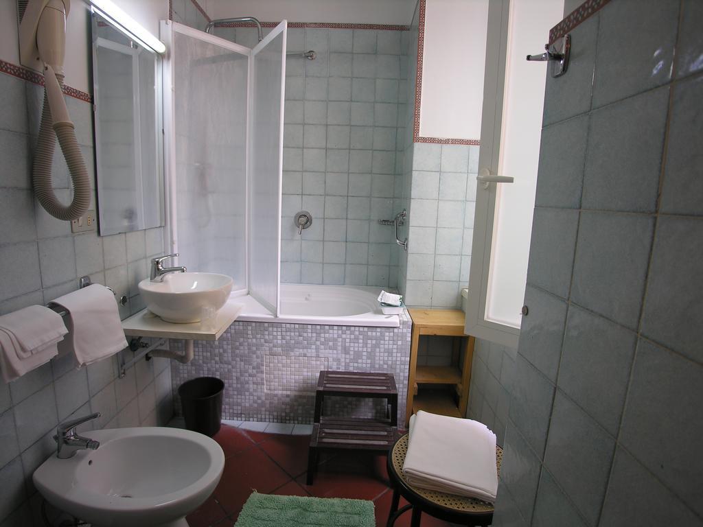Hotel Toledo Naples Luaran gambar