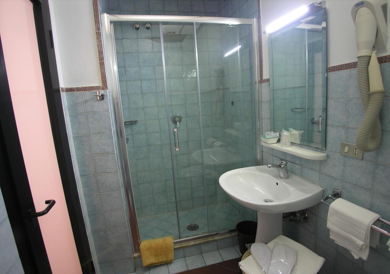 Hotel Toledo Naples Luaran gambar